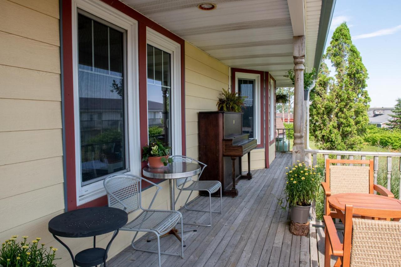 Pepperell Place Inn Inc. St. Peter's Buitenkant foto